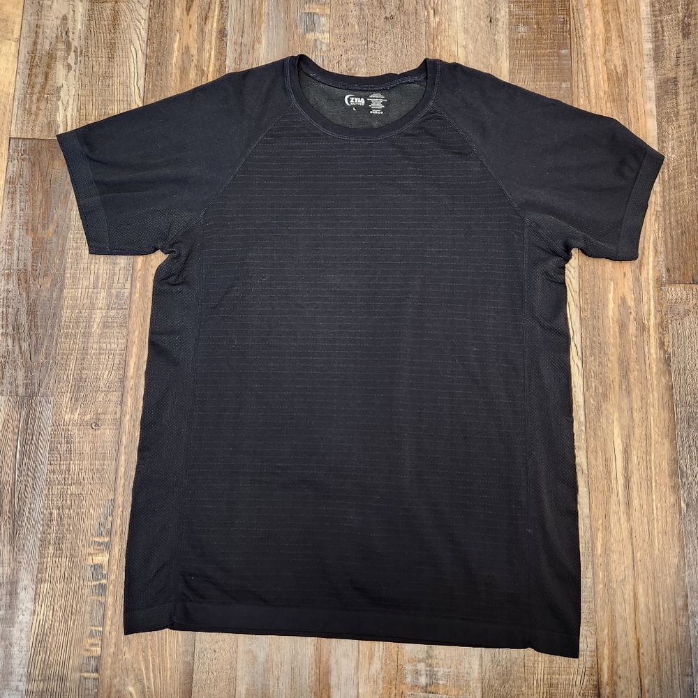 ZYIA Active Short Sleeve Athletic Shirt